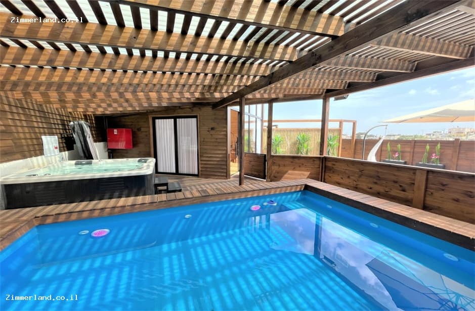 0d10e2d8-9bff-4d7f-86a7-5a079d4bcb2d