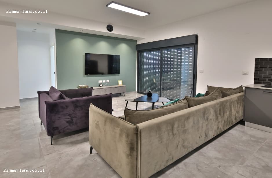 1242852632b31eea7cb924e4541b7fe41d030124 (1)