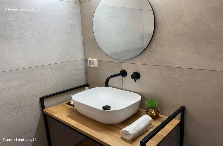 111029ec68ca39ad7cdfab3c50de69367372c461