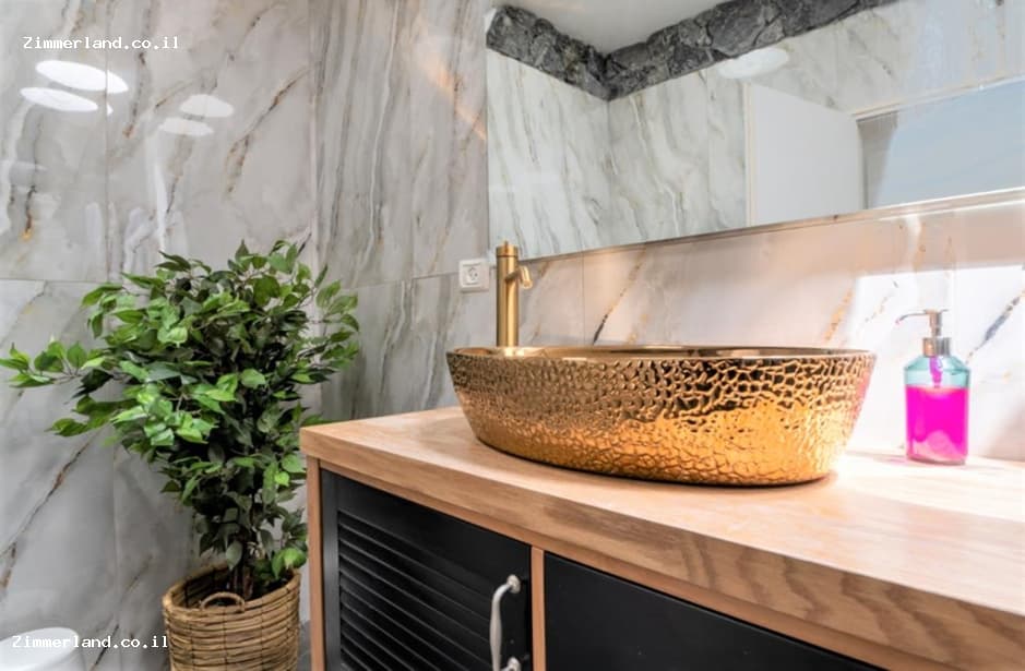 775917d174c52802d94c42f85d617128d09da53