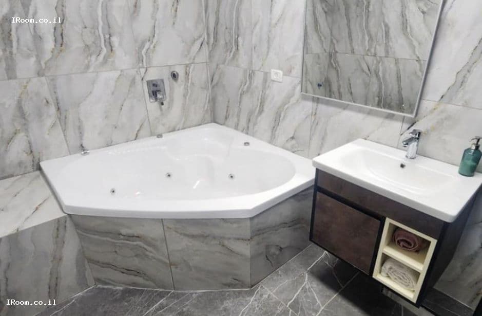 989dd4f85825b7d5dcbd32753e9376f6a9e5df1