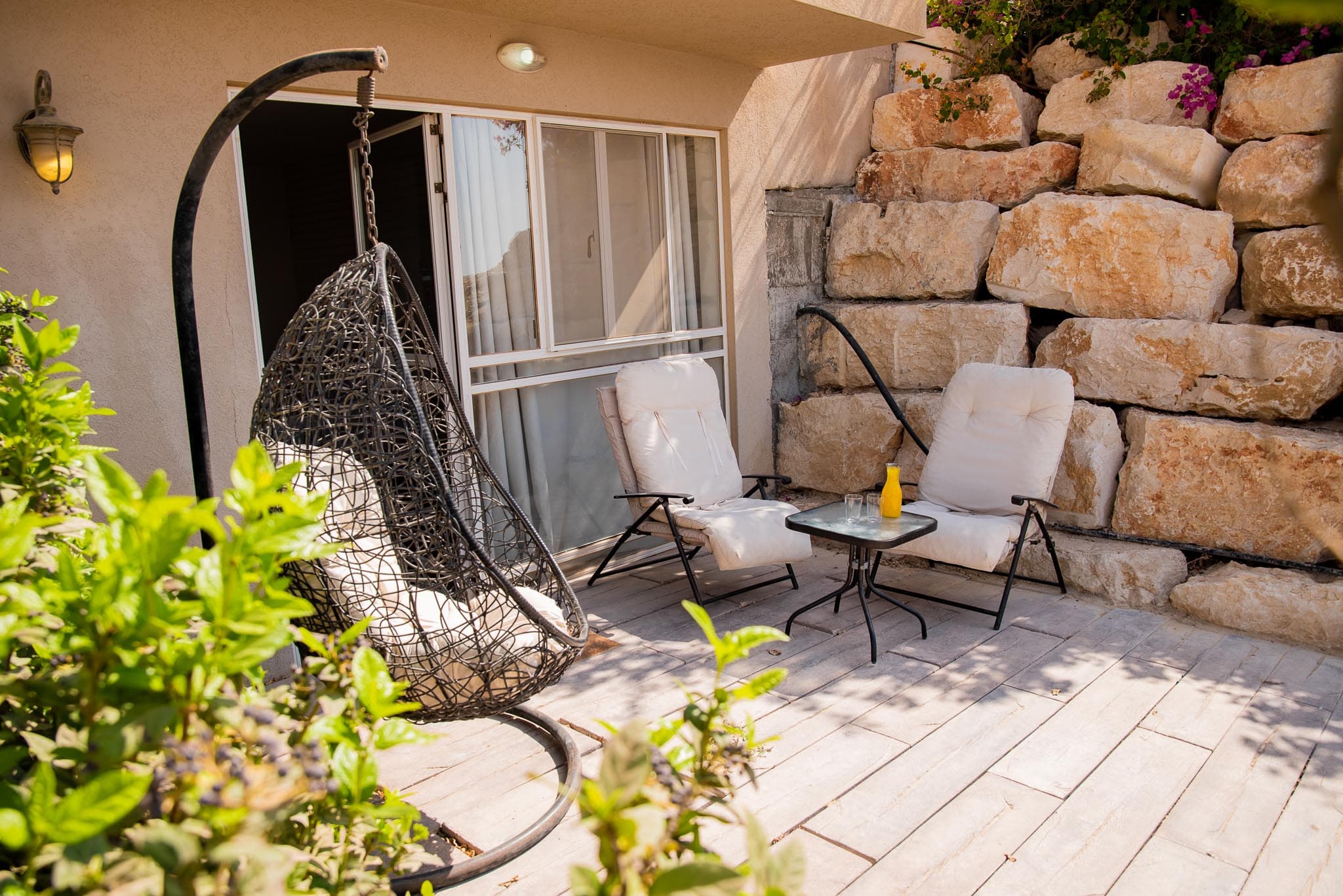 60a5211cd498c81477cdf00c_אגם_2-2