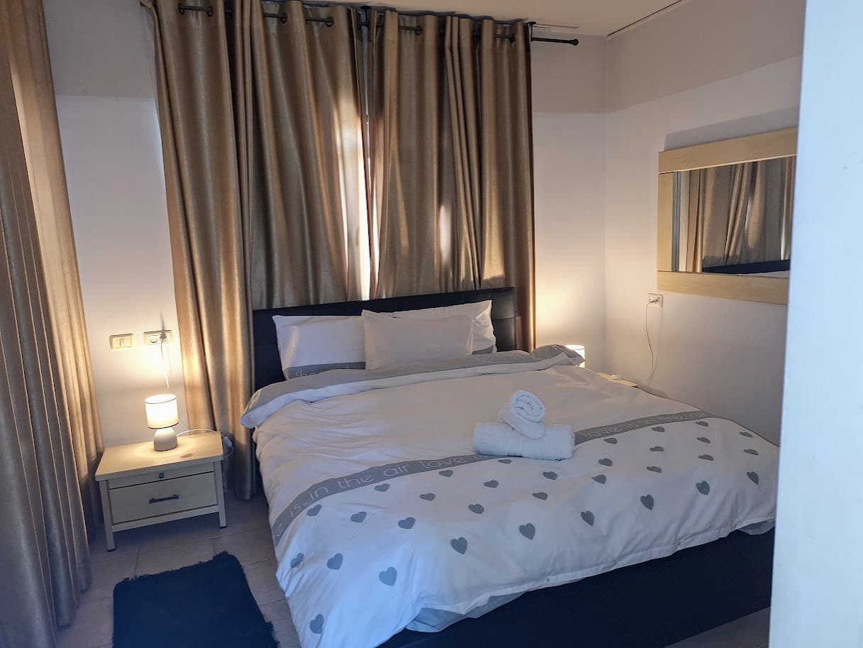 חדר שינה סוויטה.jpg