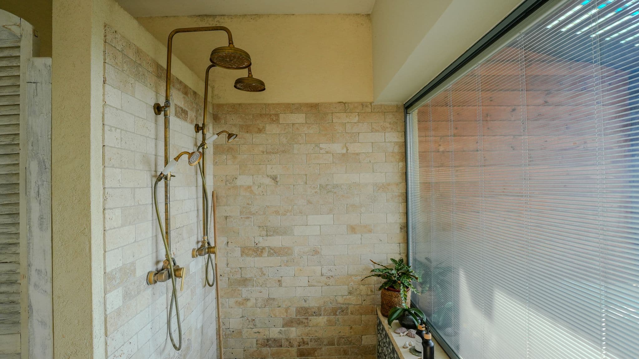 WhatsApp Image 2025-03-15 at 19