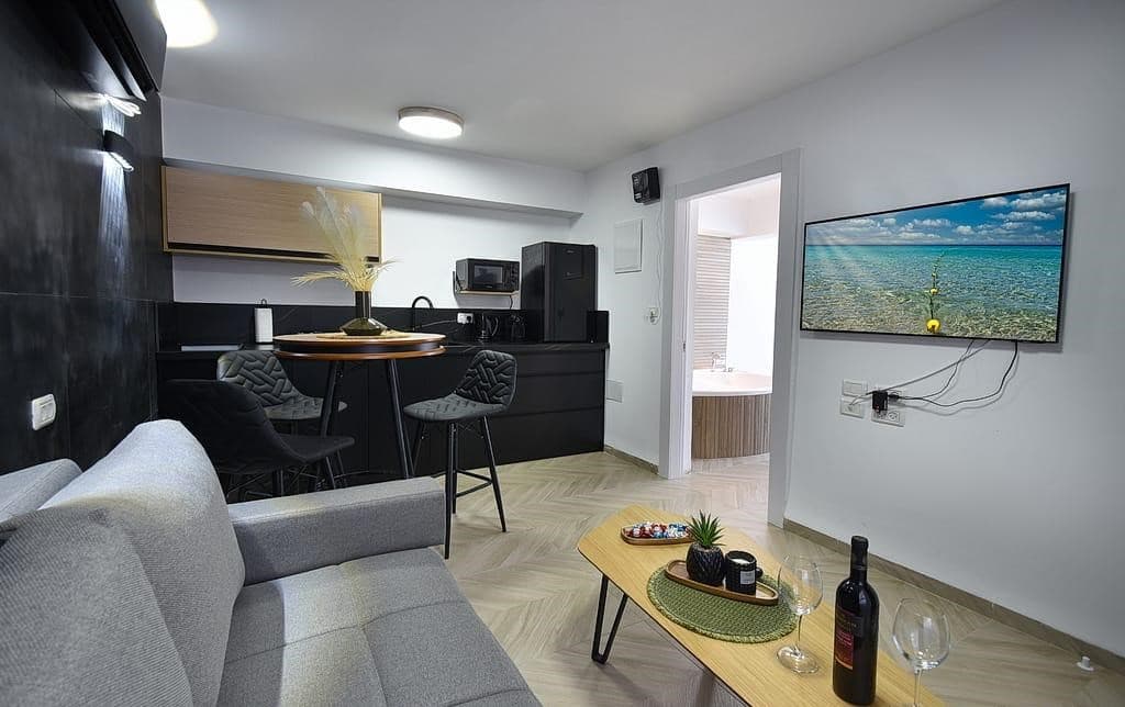 WhatsApp Image 2022-07-21 at 09.26.17 (13).jpeg